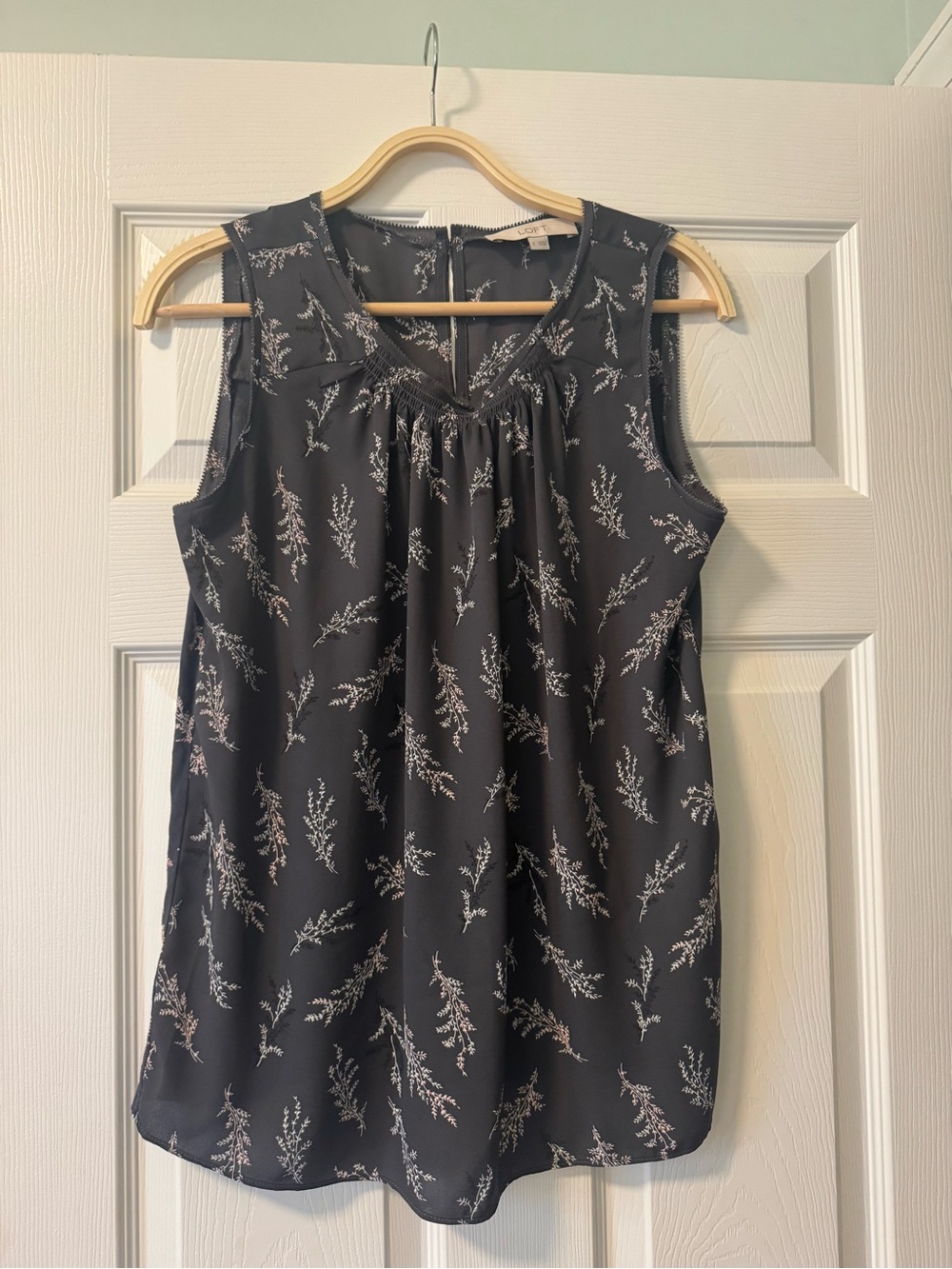 LOFT Charcoal Grey Floral-Print Sleeveless Blouse